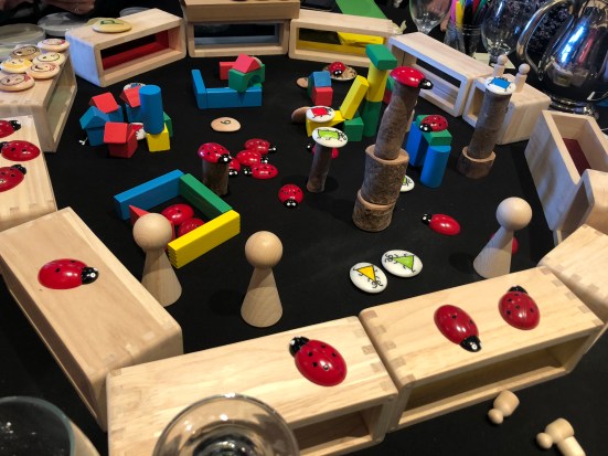 Can you see the schema play?